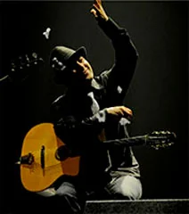 Manu Borruto, rhythm guitarist and percussionist